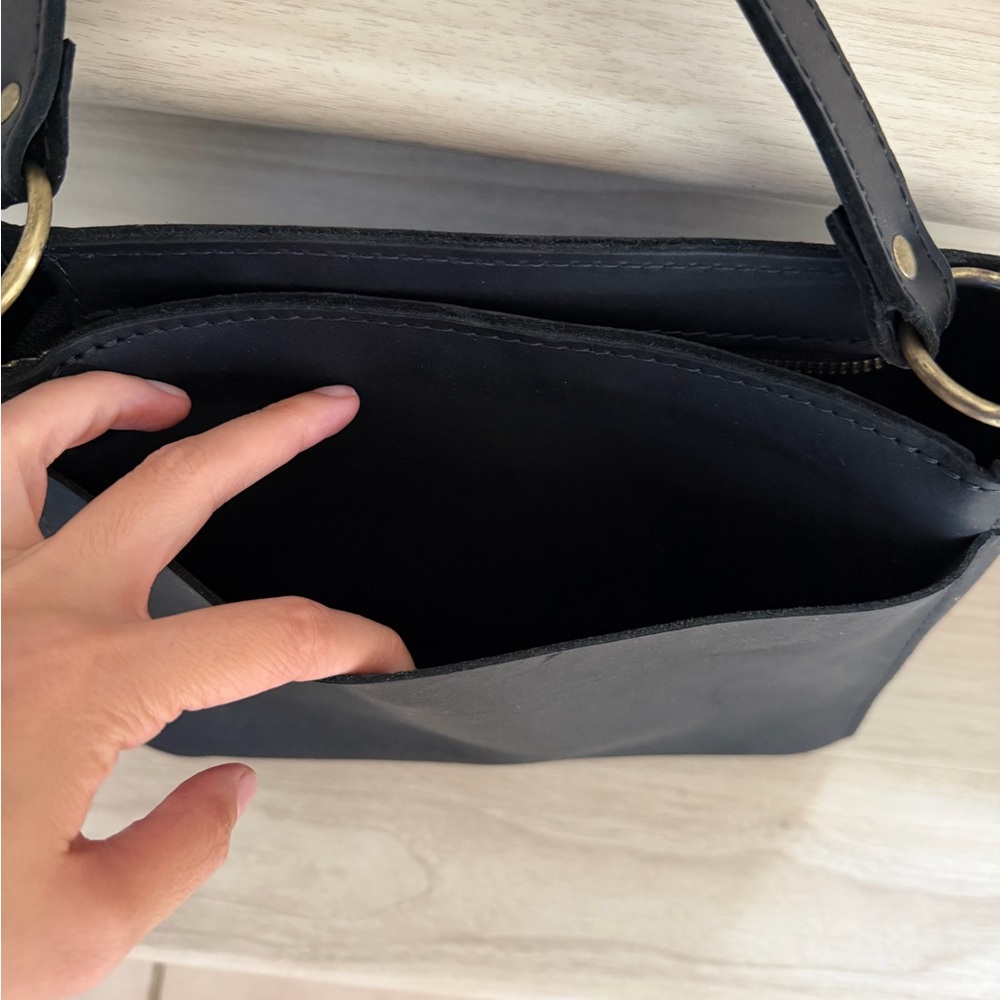 Portland Leather Goods Triangle Shoulder Bag Black Hobo Slouchy Minimalist - Picture 5 of 11